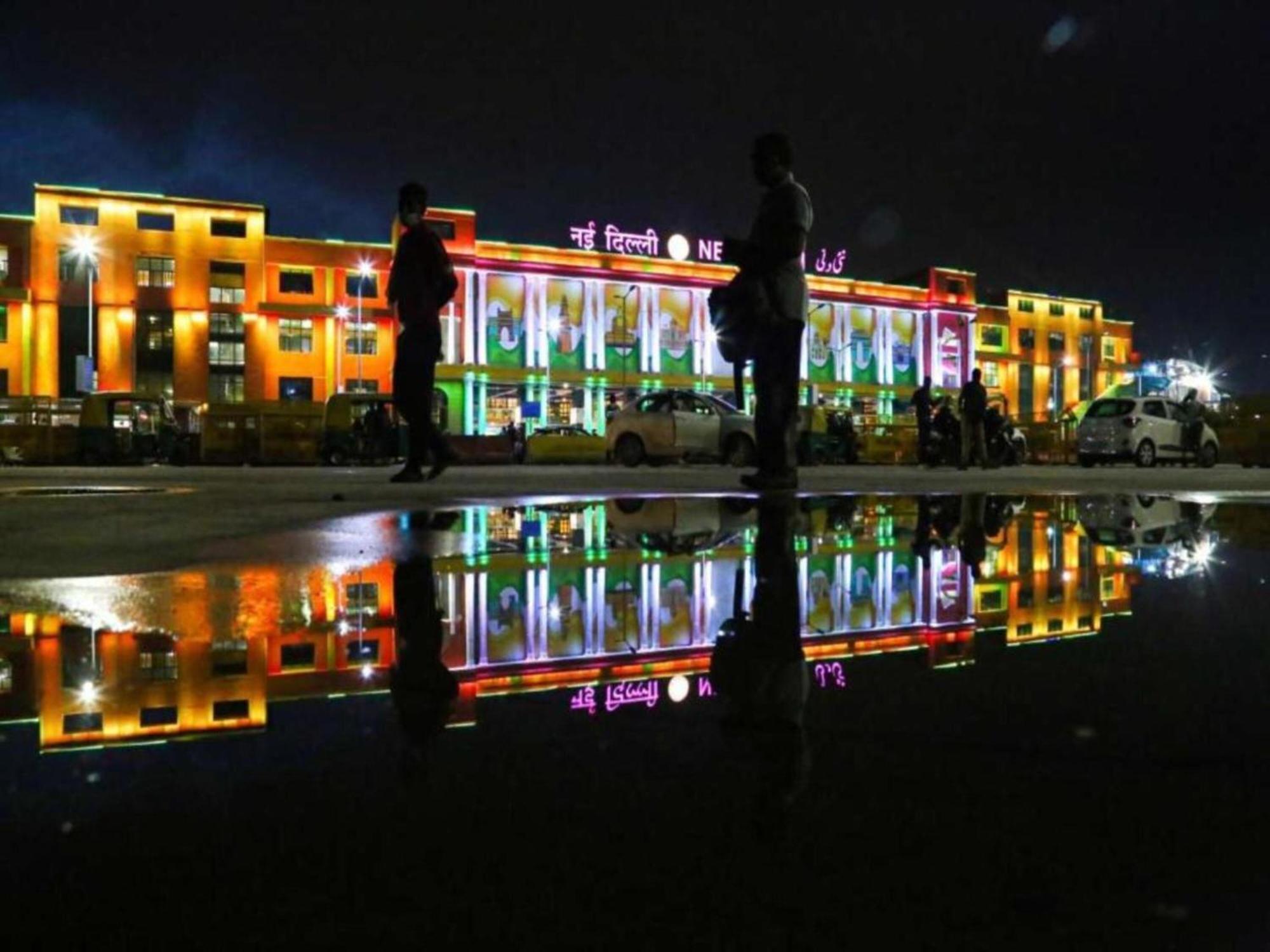 Hotel Embassy Near Rk Ashram Metro New Delhi Exterior photo
